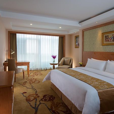 Vienna International Hotel Shanghai Hengshan Road Bagian luar foto