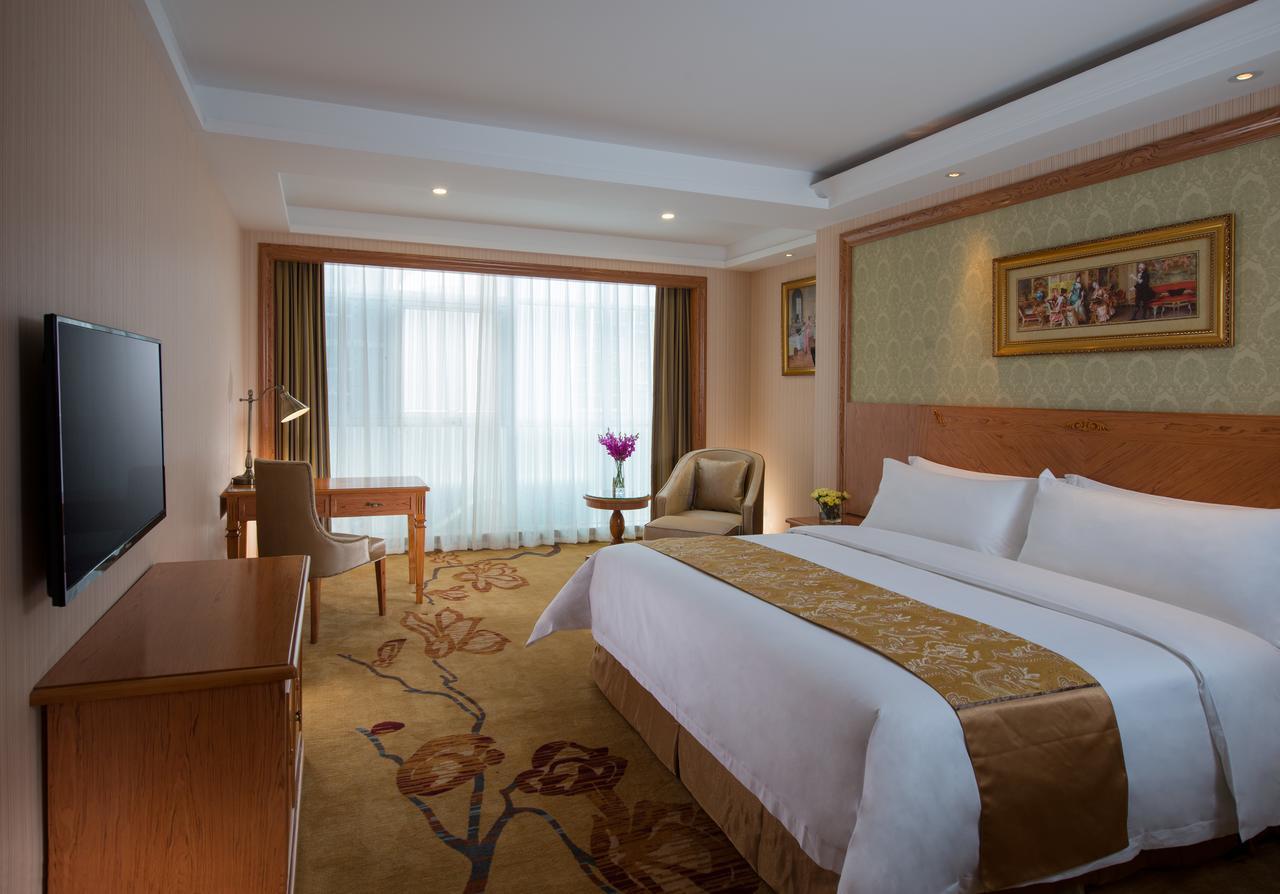Vienna International Hotel Shanghai Hengshan Road Bagian luar foto